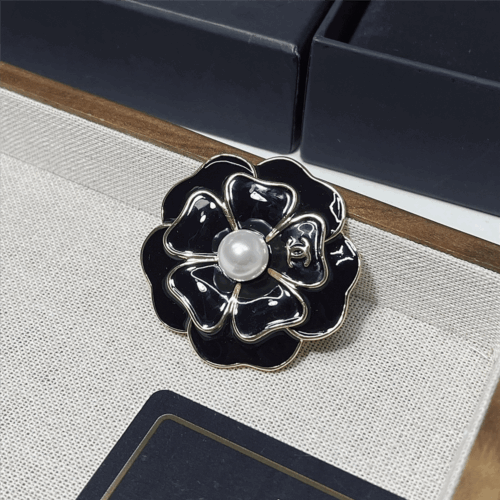 Alternative view of Chanel Camellia Brooch Resin Pearl Metal Black Gold ABG238 B21624 U3367