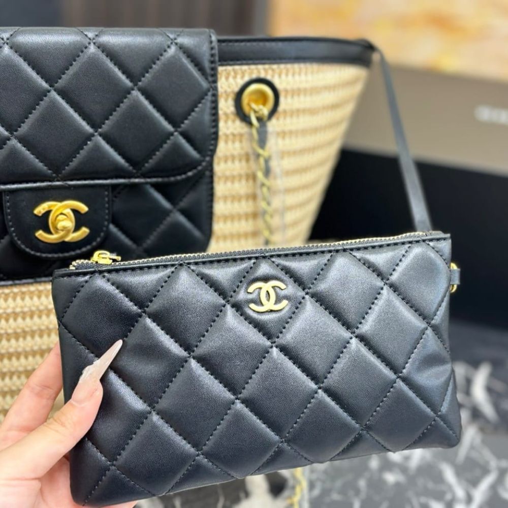 Chanel Shopping Bag Small Braided Straw Tote Bag Beige Black 26cm - Image 8