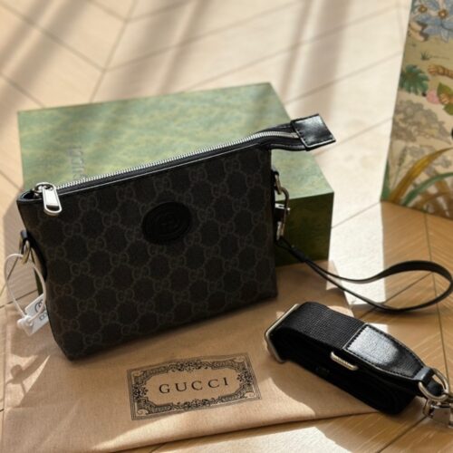 Alternative view of Gucci GG Supreme Canvas Messenger Bag Black 18Cm