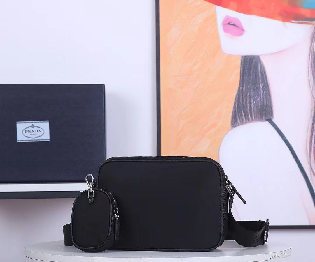 Prada Re Nylon Shoulder Bag Black 23Cm 1BC167 RV44 F0002 V B1M - Image 3
