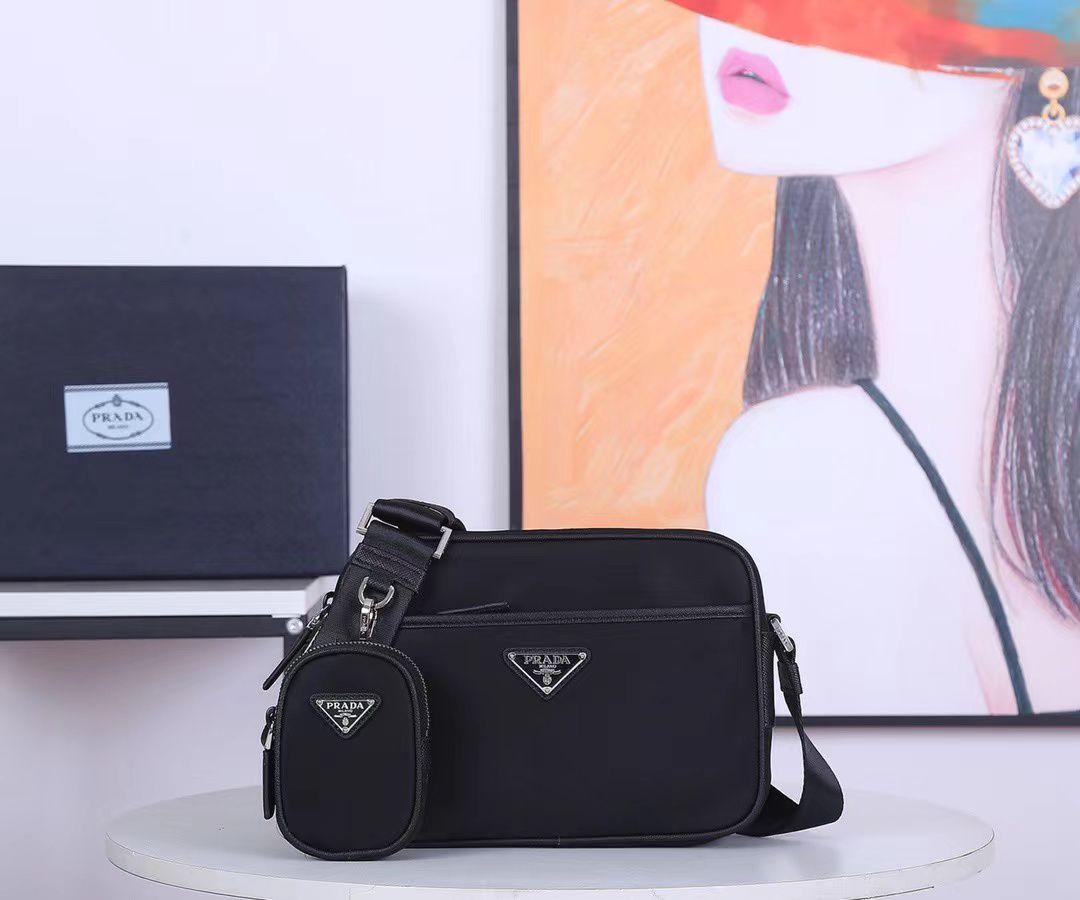 Prada Re Nylon Shoulder Bag Black 23Cm 1BC167 RV44 F0002 V B1M - Image 2