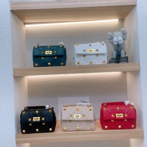 Alternative view of Valentino Garavani Roman Stud Chain Link Shoulder Bag In White 1W2B0I82Bsf