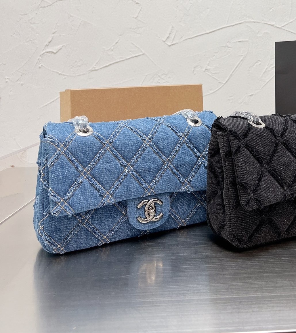 Chanel Classic Medium Distressed Denim Flap Bag Blue 25cm - Image 3