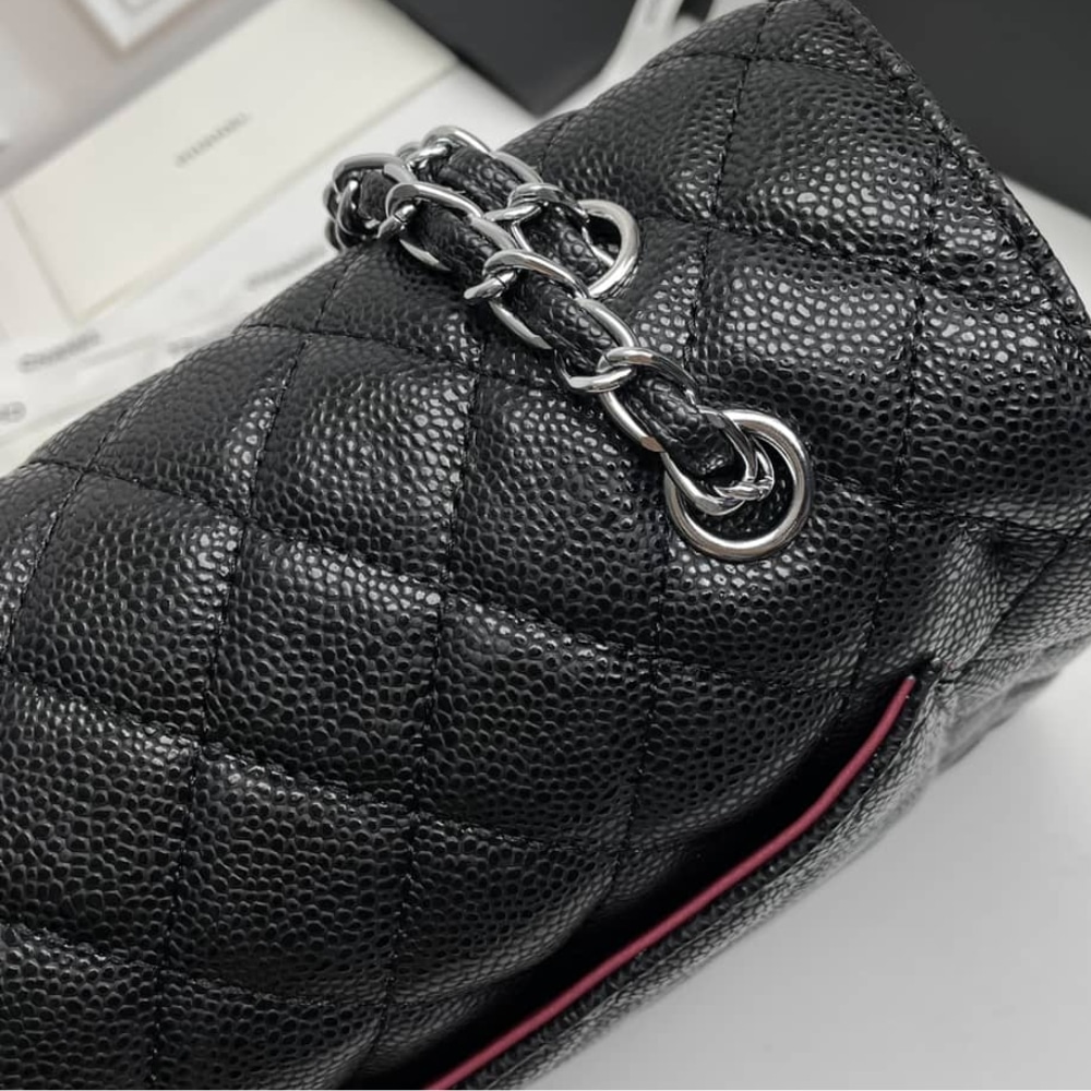 Chanel Classic Maxi Grained Leather Flap Bags Black 33cm - Image 4