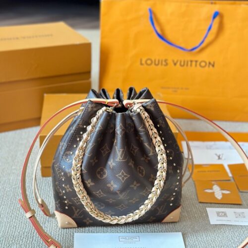 Alternative view of Louis Vuitton Noé Trunk PM Monogram Canvas Bucket Bag Brown 27Cm