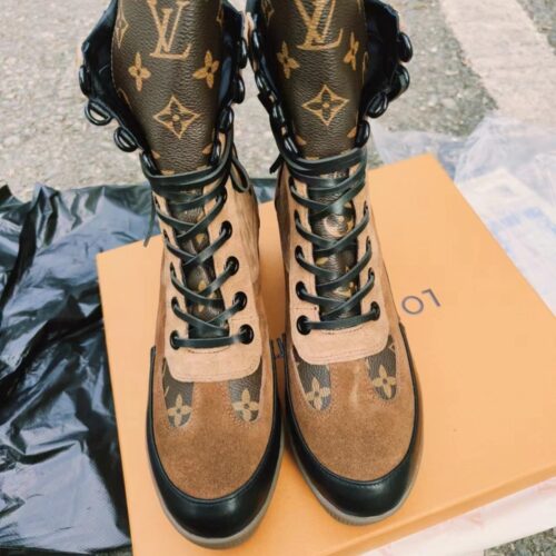 Alternative view of Louis Vuitton Laureate Desert Boot Beige 1A4Xyg