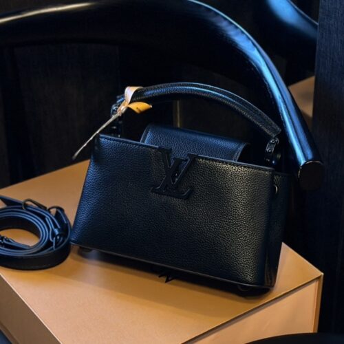 Alternative view of Louis Vuitton Capucines East West Mini Top Handle Bag Black 22cm M23955