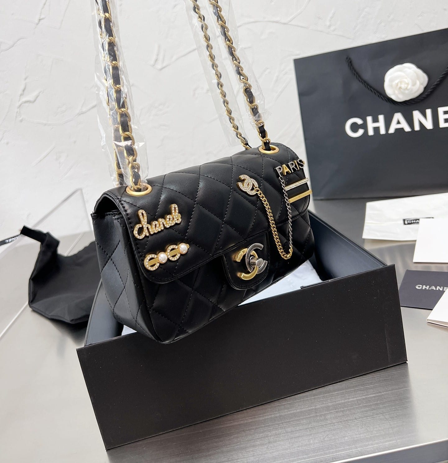 Chanel Coco Clips Mini Smooth Leather Flap Bags Black 20cm - Image 4