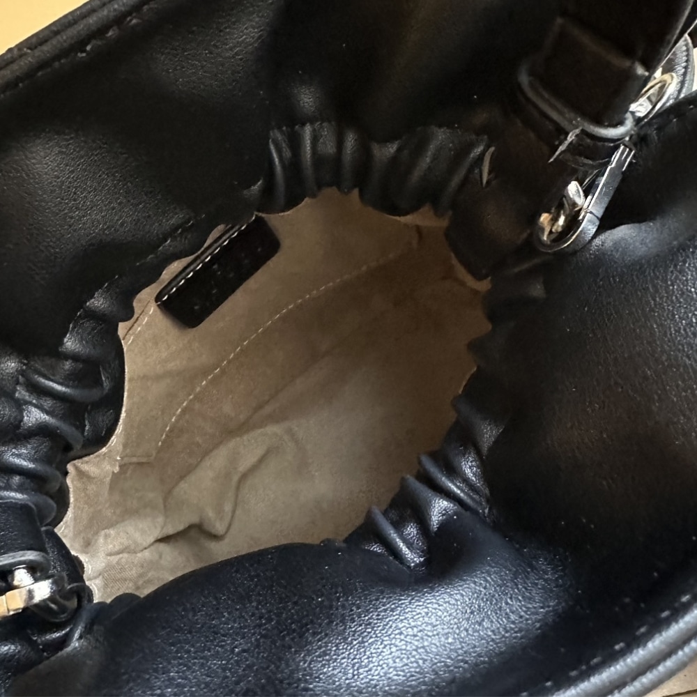 Gucci Blondie Mini Leather Bucket Bag Black 19Cm 760313 Aacp7 1000 - Image 5
