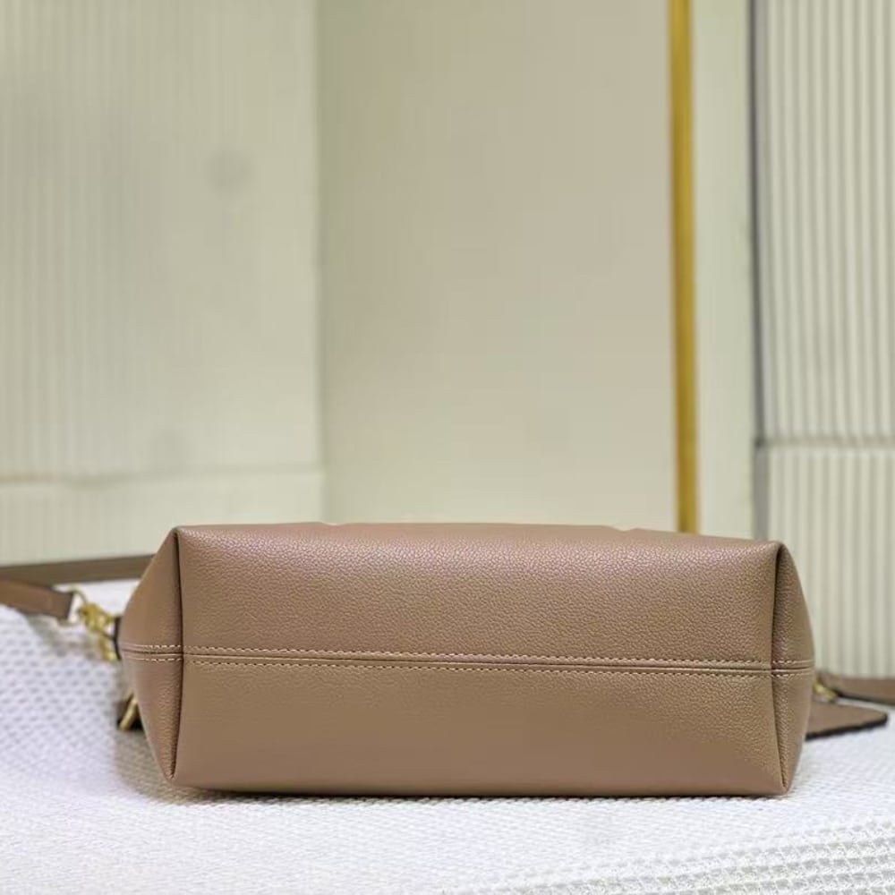 Louis Vuitton LV Bundle Bag Monogram Empreinte Grey 28Cm M25453 - Image 5
