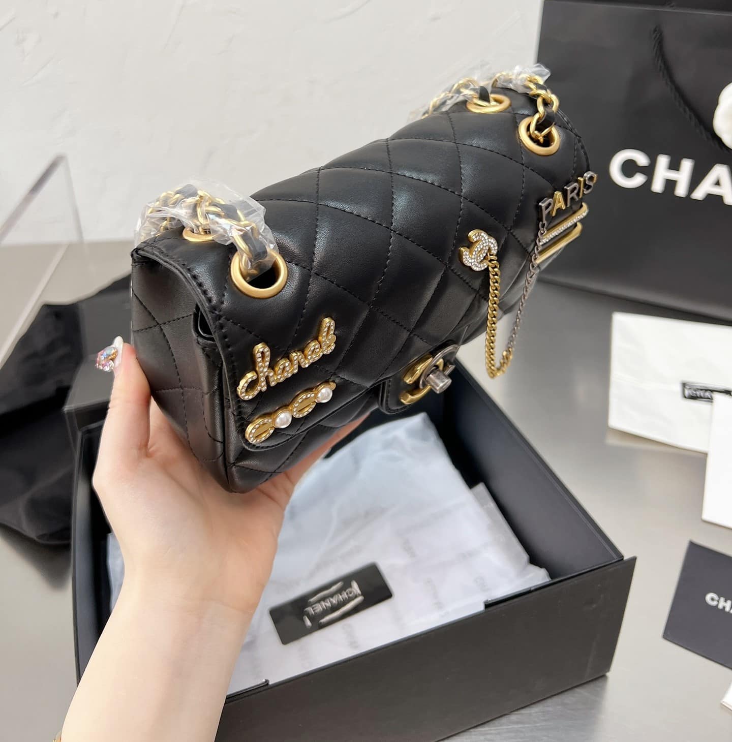 Chanel Coco Clips Mini Smooth Leather Flap Bags Black 20cm - Image 3