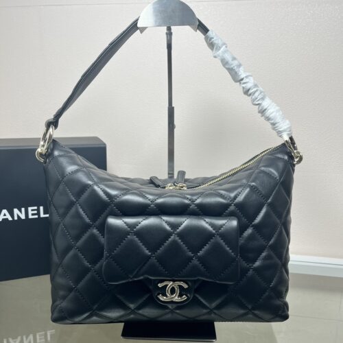 Alternative view of Chanel Classic Maxi Smooth Leather Hobo Bags Black 27cm AS4339 B13833 94305