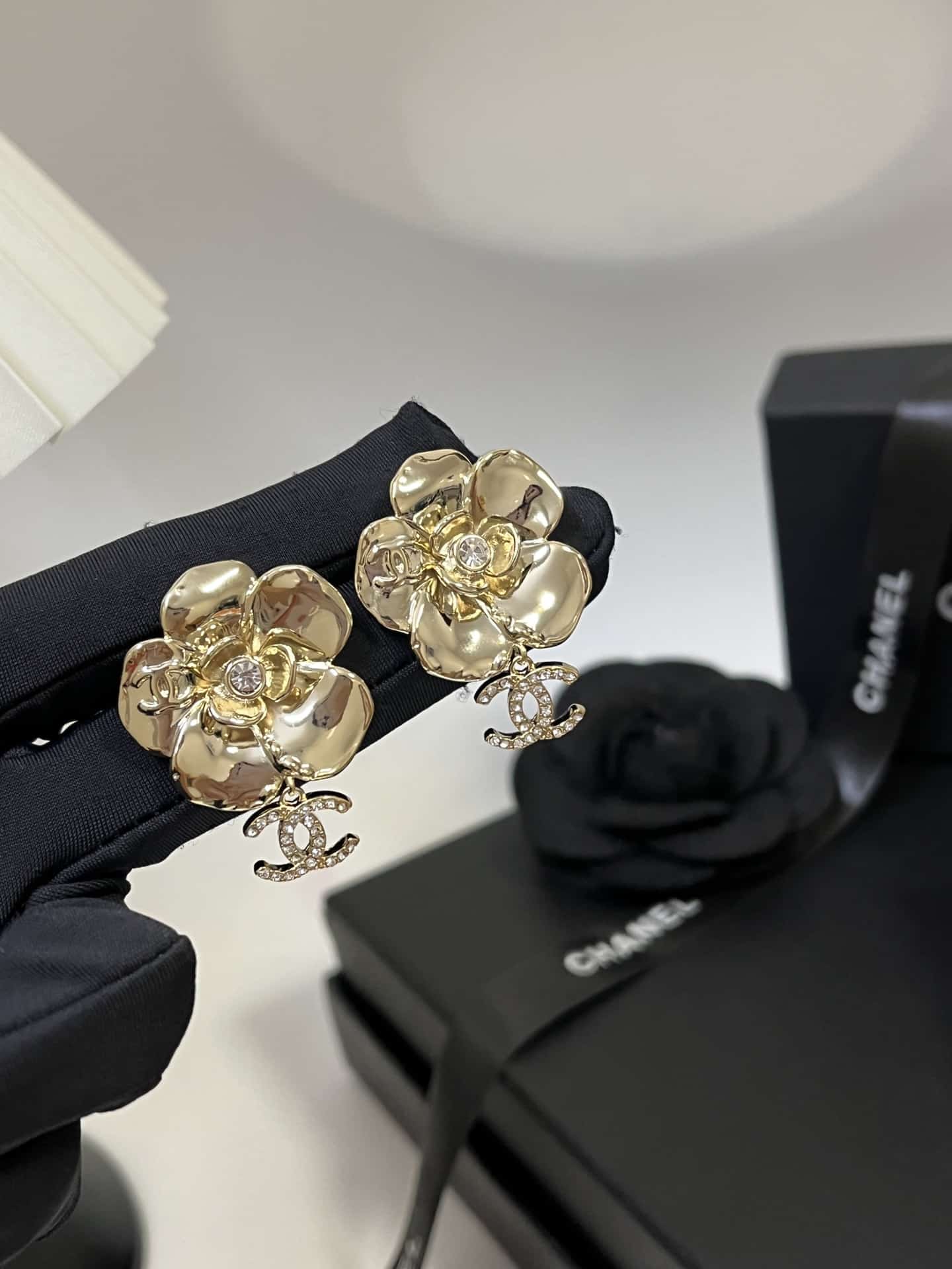 Chanel Camellia Dangle Earrings Crystals Metal Gold - Image 4