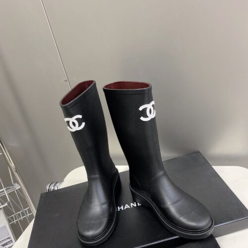 Alternative view of Chanel Rubber Rain Boots Black G39620 X56326 94305