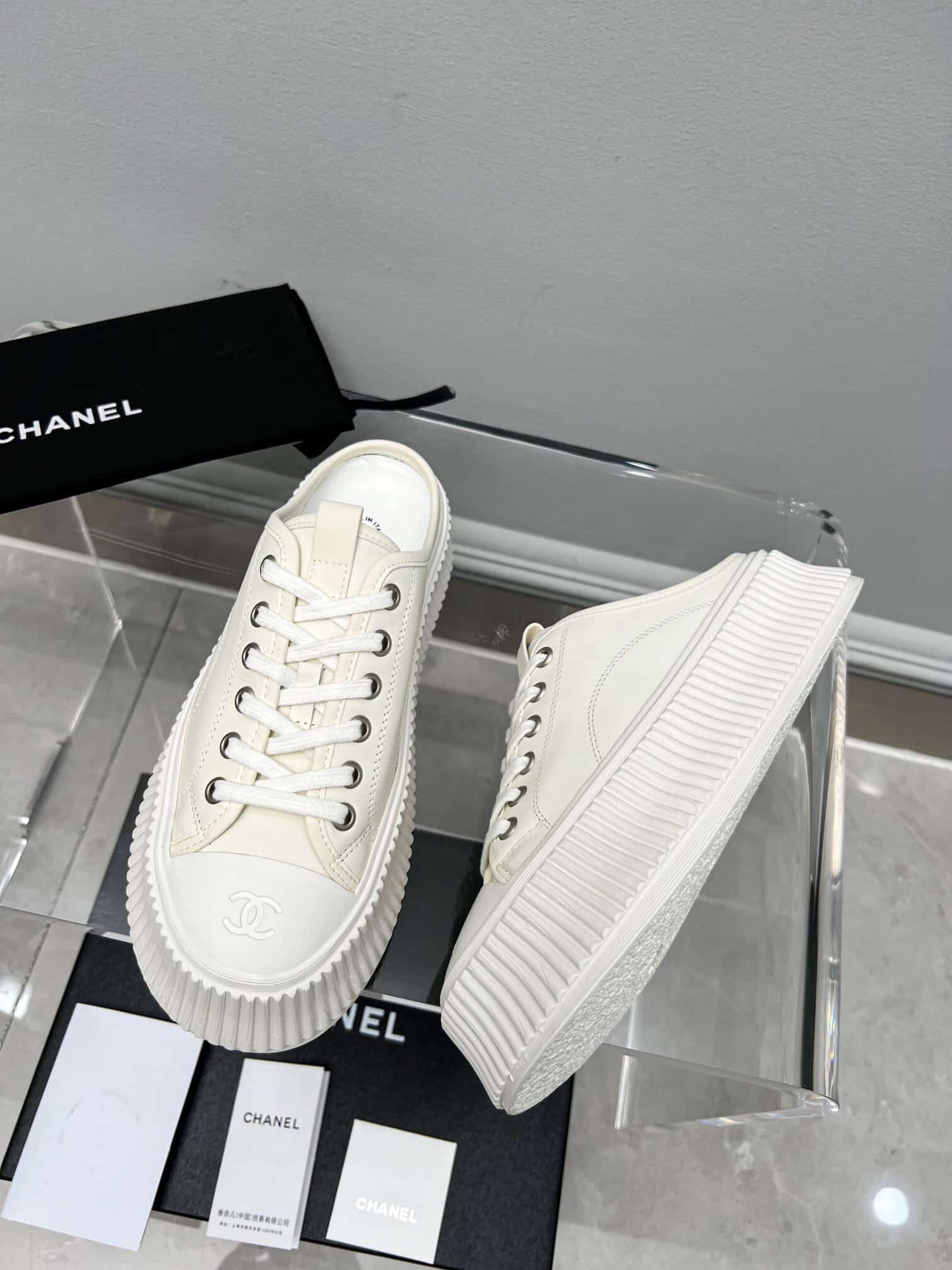 Chanel Platform Mules Smooth Leather Cream - Image 4
