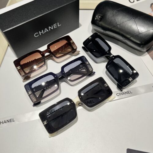 Alternative view of Chanel Rectangle Shiny Design Gradient Sunglasses Brown