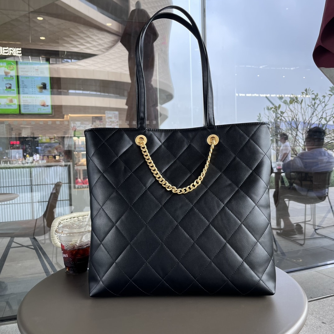 Chanel CC Shopping Smooth Leather Tote Bag Black 37cm - Image 7