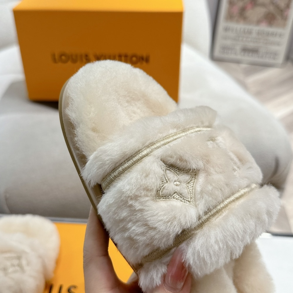 Louis Vuitton LV Bliss Comfort Fur Mule Beige 1adc4 - Image 7