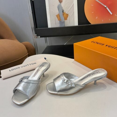 Alternative view of Louis Vuitton 6Am Leather Mule Silver 1AIVT3