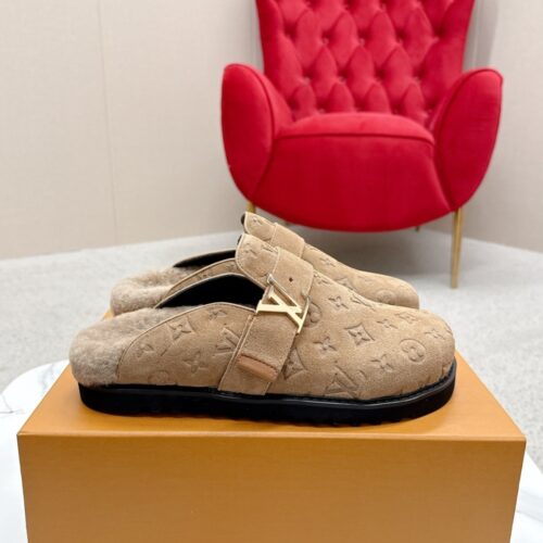 Alternative view of Louis Vuitton LV Cosy Comfort Clog Suede Mule Beige 1aitua