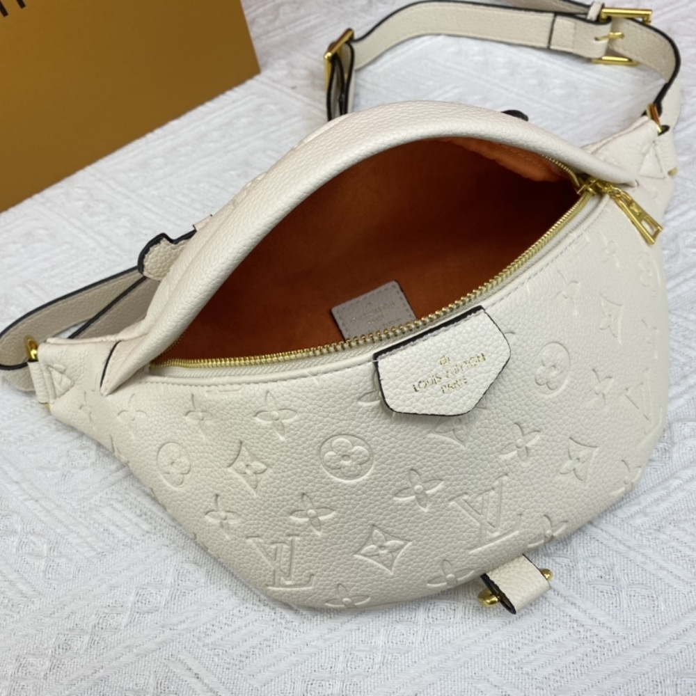 Louis Vuitton Bumbag Monogram Empreinte Creme 37Cm M44836 - Image 8