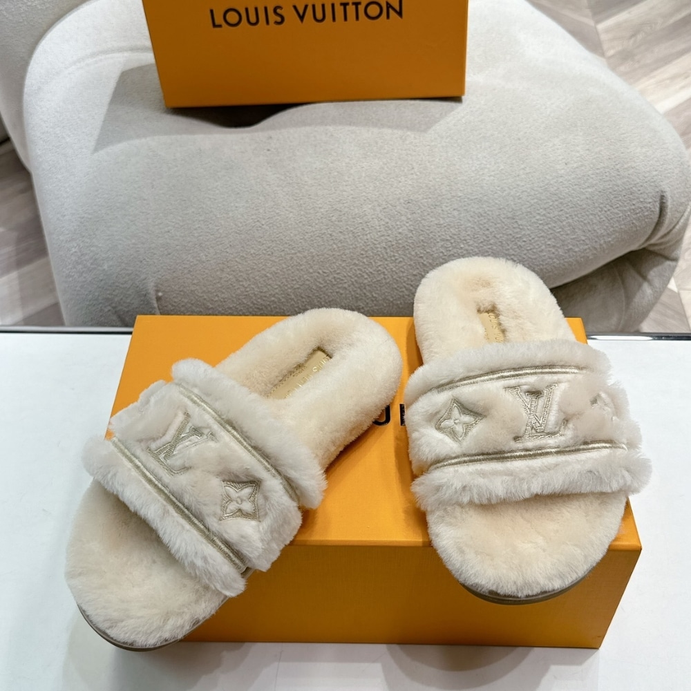 Louis Vuitton LV Bliss Comfort Fur Mule Beige 1adc4 - Image 5