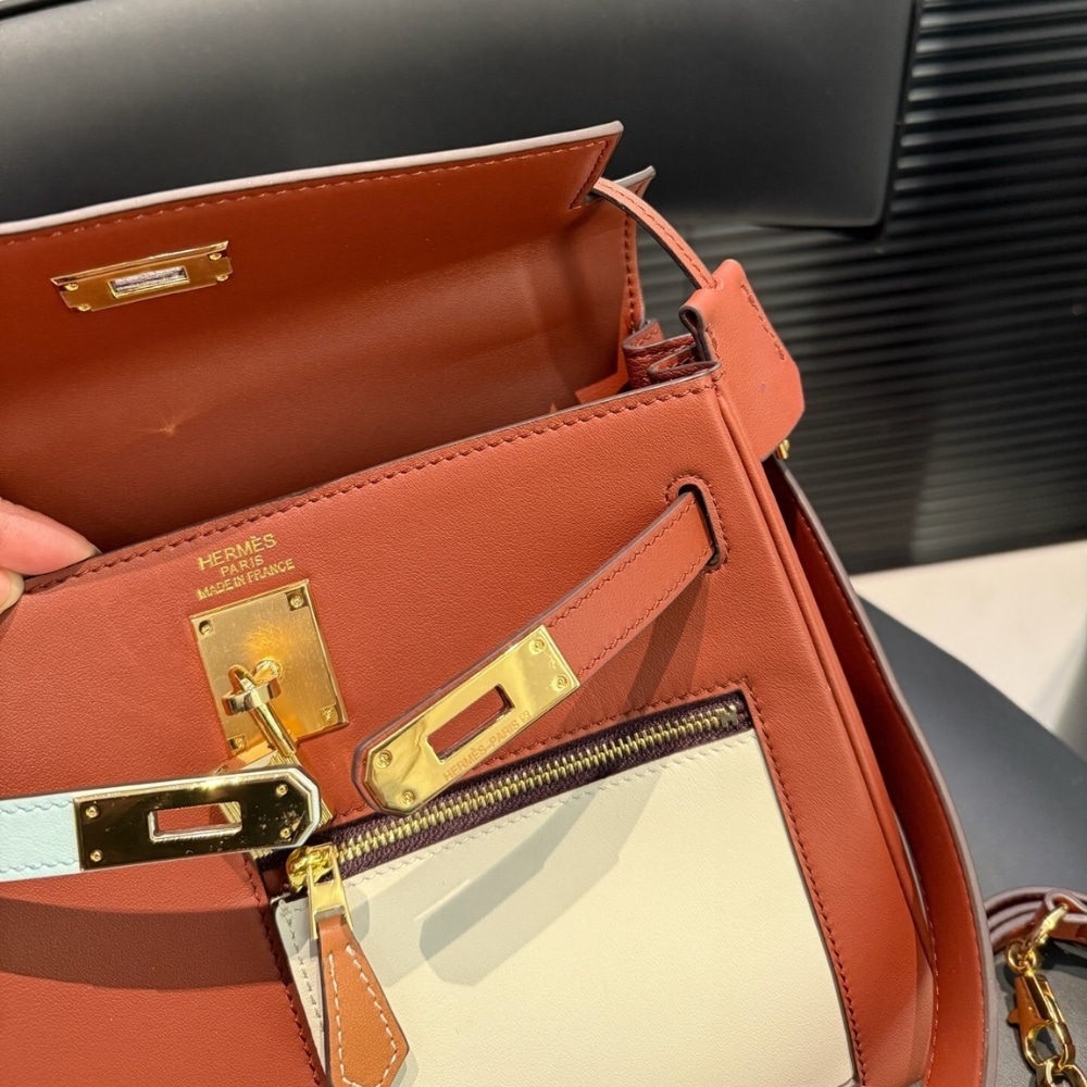 Hermes Kelly 28 Retourne Gold Tone Hardware Handbag Orange 28Cm - Image 5