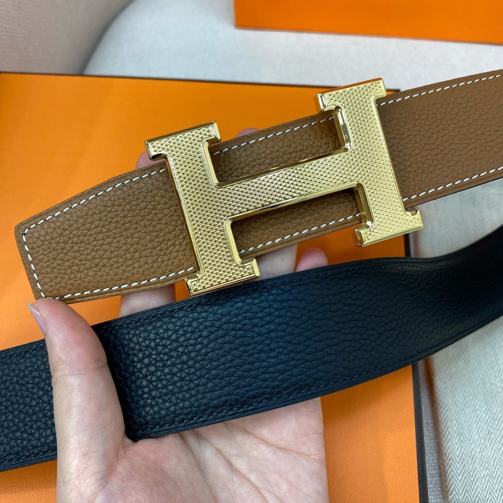 Hermes H Guillochee Belt Buckle And Reversible Leather Strap Gold Brown 32mm H064540CC06 - Image 3