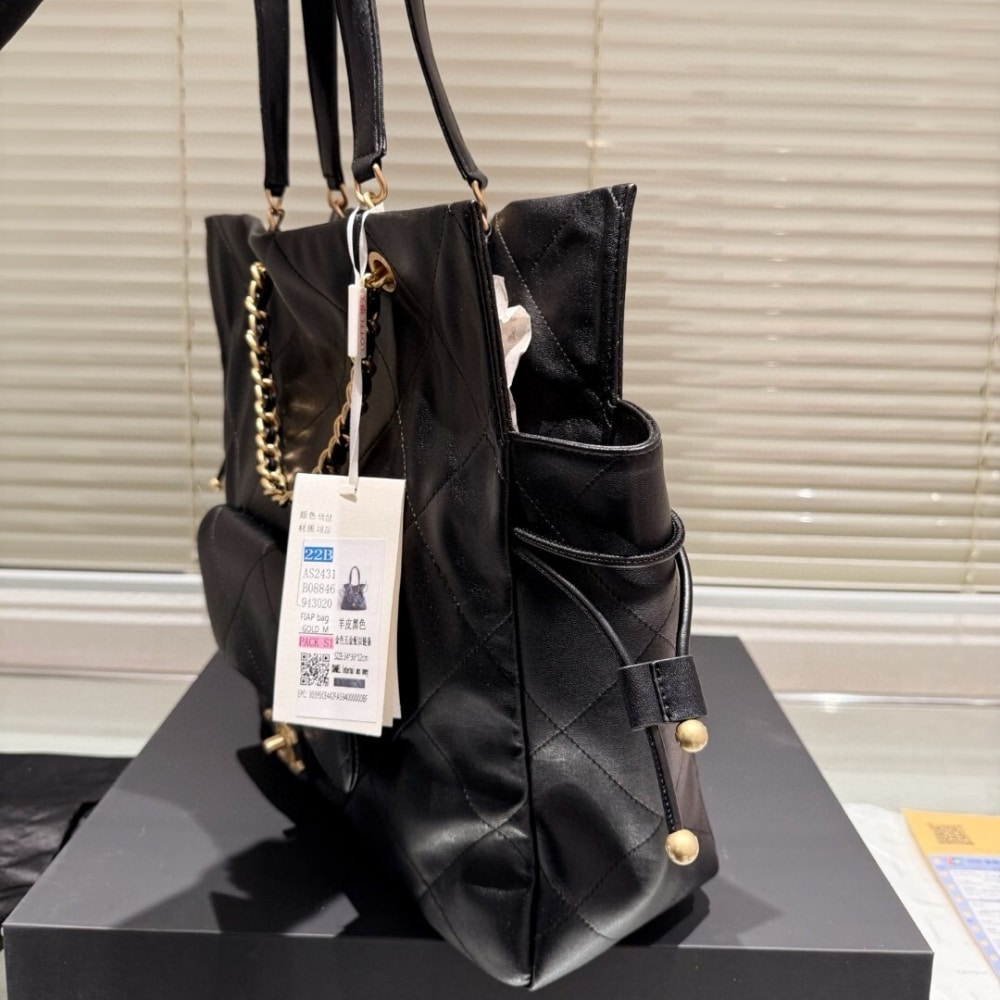 Chanel 25C Shopping Bag Large Smooth Leather Tote Bag Black 33cm AS5315 B19030 10601 - Image 4