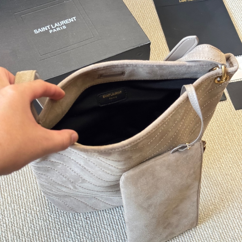 Saint Laurent Niki Large Supple In Suede Bucket Bag Gray 38cm - Image 9
