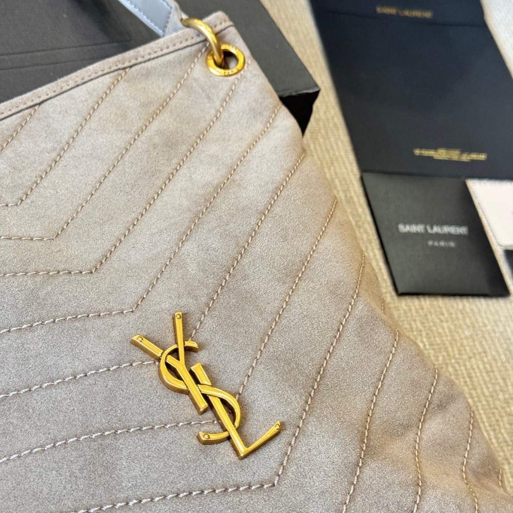 Saint Laurent Niki Large Supple In Suede Bucket Bag Gray 38cm - Image 5