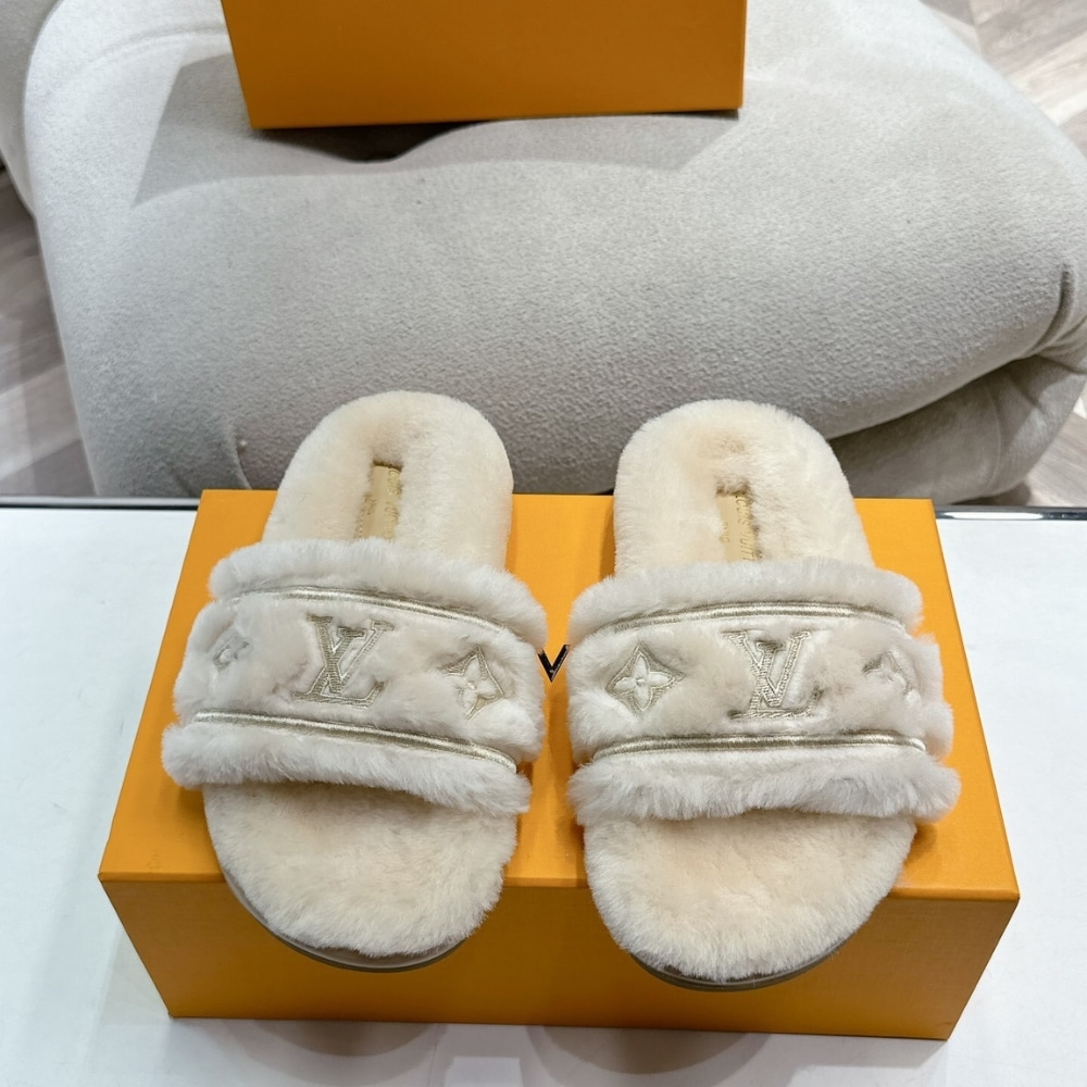 Louis Vuitton LV Bliss Comfort Fur Mule Beige 1adc4 - Image 3