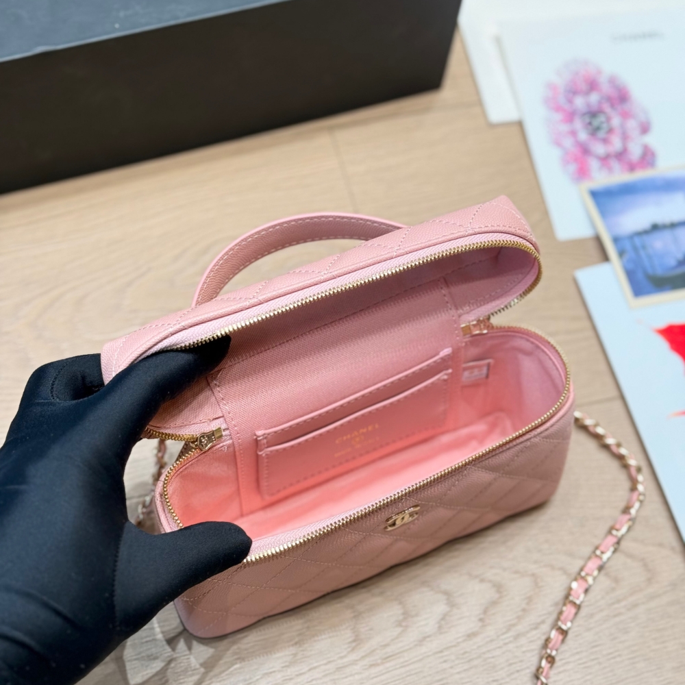 Chanel Classic Vanity With Chain Gold Hardware Pink 19Cm - Image 8