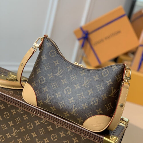 Alternative view of Louis Vuitton Boulogne PM Monogram Canvas Shoulder Bag Natural 26cm M45832