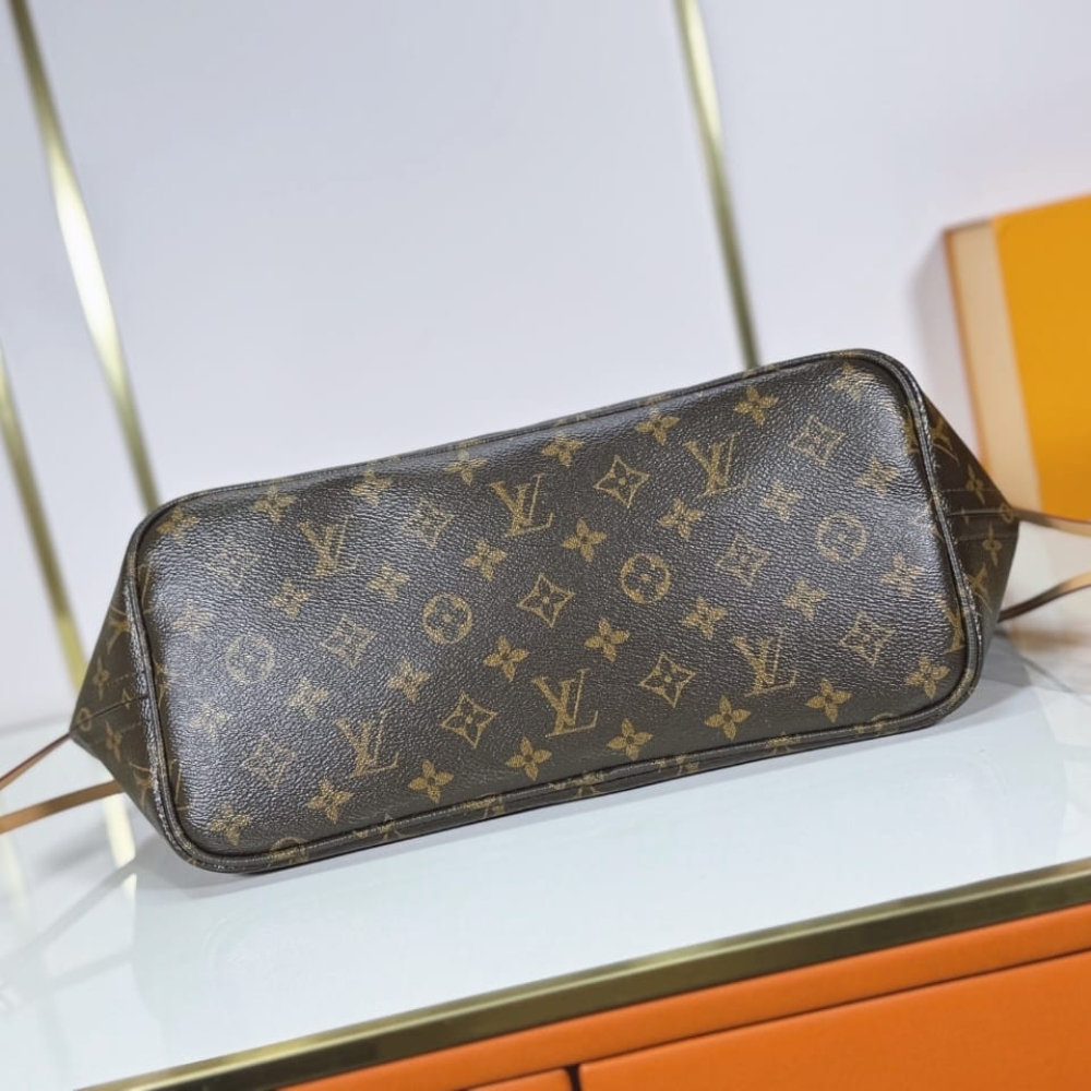 Louis Vuitton Neverwoof Monogram Canvas Brown 31Cm M27847 - Image 5