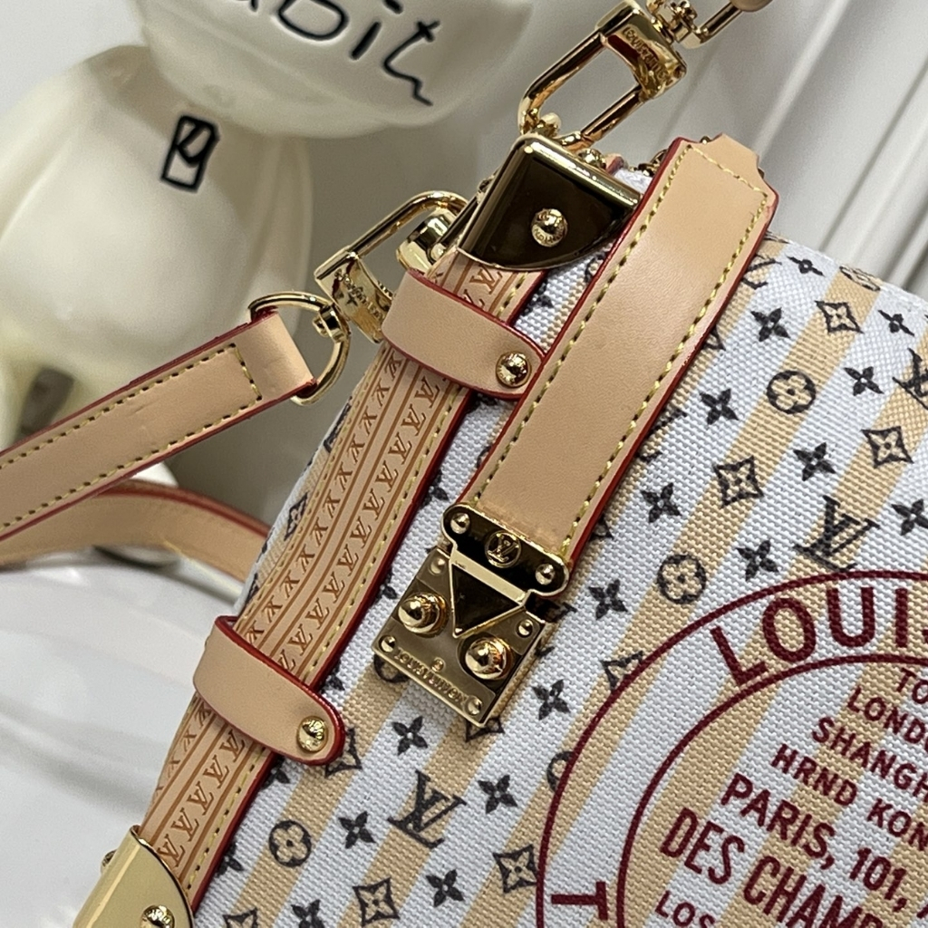 Louis Vuitton Side Trunk MM Nude Rose 21cm - Image 6