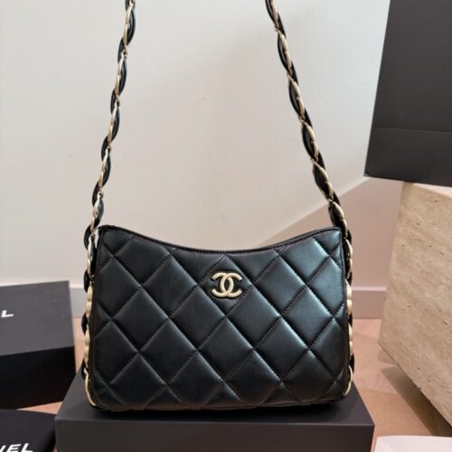 Alternative view of Chanel Hobo Small Smooth Shoulder Bag Black 24cm AS5177 B18293 94305