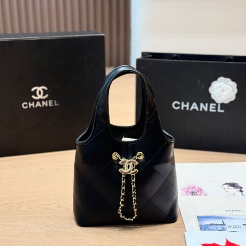 Alternative view of Chanel Shopping Bag Small Smooth Leather Handbags Black 22cm AS6132 B23332 94305