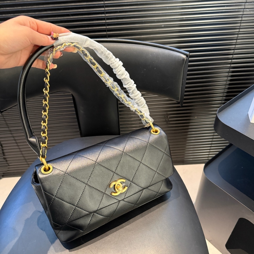 Chanel Large Flap Bag Gold Tone Hardware Black 25Cm - Image 2