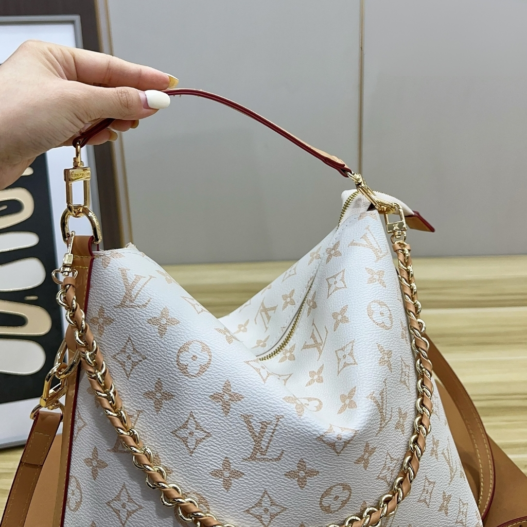 Louis Vuitton Multipass Medium Grained Leather Hobo Bag Dune 28cm M2A078 - Image 4