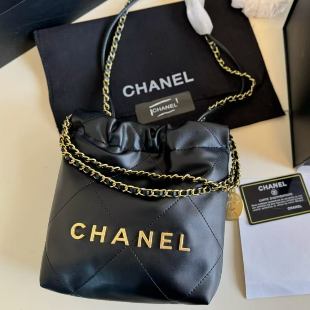 Chanel 22 Mini Handbag Shiny And Gold Tone Metal Black 20cm AS3980 B19059 94305 - Image 4