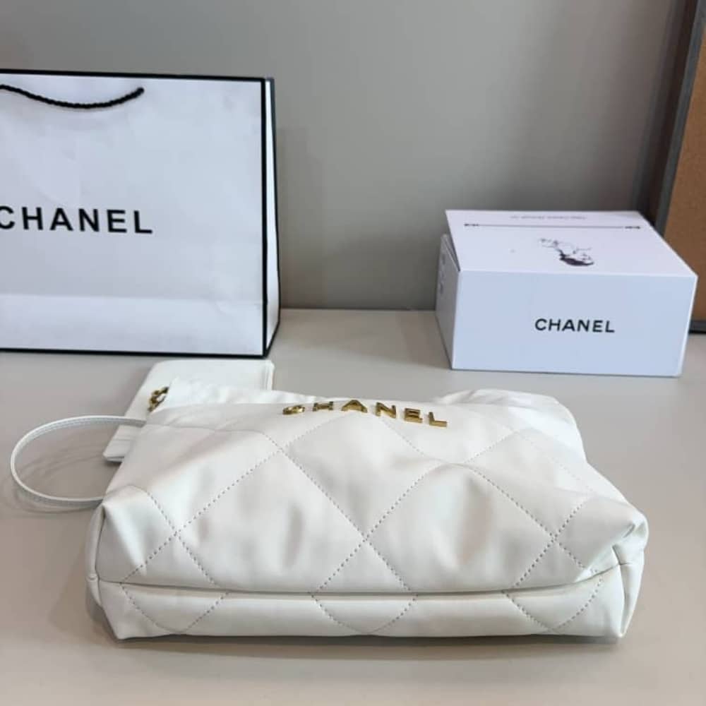 Chanel 22 Small Smooth Leather Hobo Bag White 36cm AS3260 B09859 10601 - Image 6