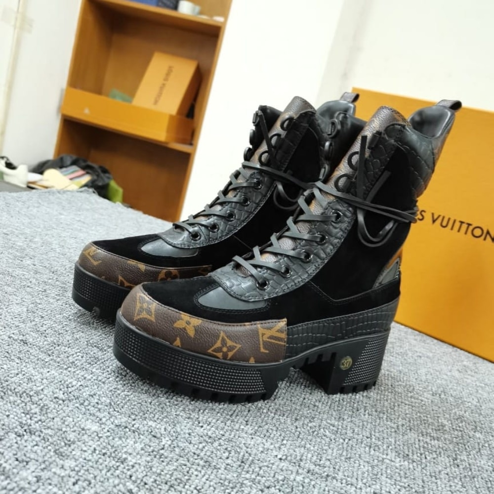 Louis Vuitton Laureate Desert Suede Boot Black 1A4XY1 - Image 5
