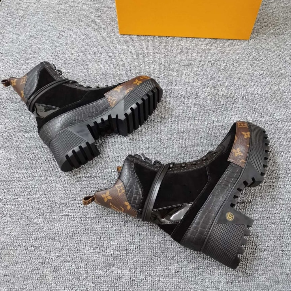 Louis Vuitton Laureate Desert Suede Boot Black 1A4XY1 - Image 6