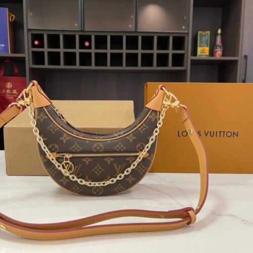 Alternative view of Louis Vuitton Loop Monogram Canvas Shoulder Bag Brown 23cm M81098