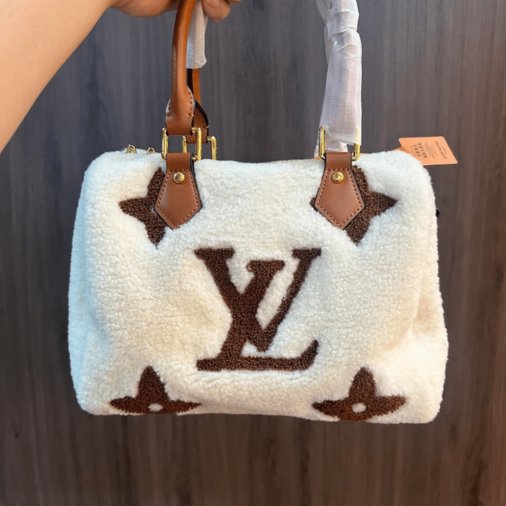 Louis Vuitton Speedy Bandoulière 25 Shearling Handle Bag Crème Brown 25Cm M23468 - Image 9