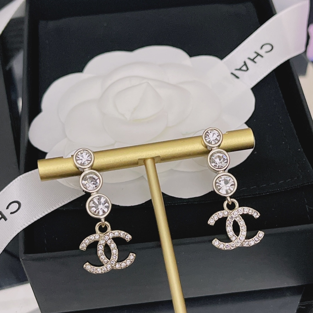 Chanel Dangle Earrings Crystals Gold - Image 2