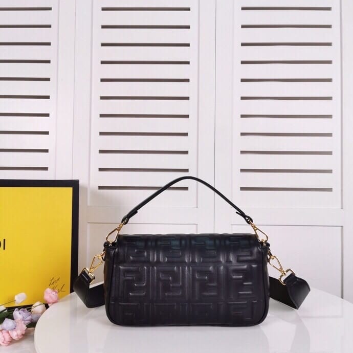 Fendi Baguette Medium FF Embossed Leather Shoulder Bag Black 27Cm 8BR600A72VF15ZW - Image 4