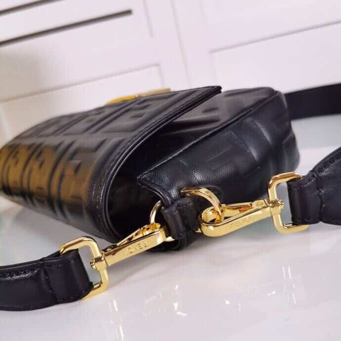Fendi Baguette Medium FF Embossed Leather Shoulder Bag Black 27Cm 8BR600A72VF15ZW - Image 3