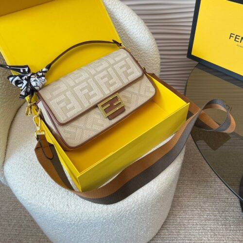 Alternative view of Fendi Baguette Natural Straw Bag With Ff Embroidery 26Cm 8Br600Ap4Mf1Lmp